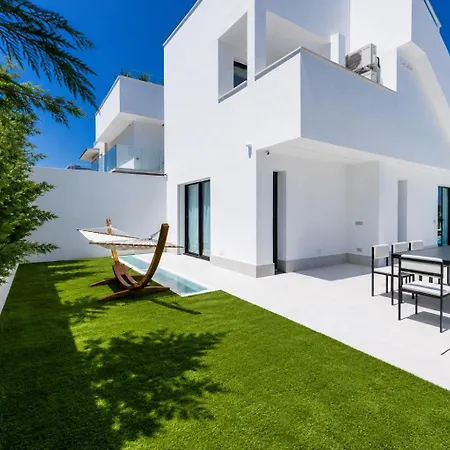 Villa Aramis - 3br With Pool, Roof-top Terrace & Sea View, Sardinia